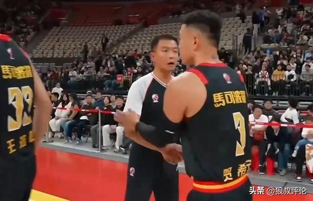 乐鱼体育官方入口-CBA最新排名：广厦捍卫领头羊 两大黑马战绩狂飙 四川20连败惹争议